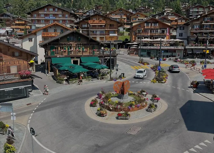 ホテル Ermitage 3*